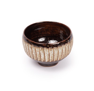 Lot 68 - David Leach (born 1939)