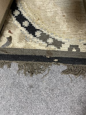 Lot 344 - A large Arts & Crafts design carpet