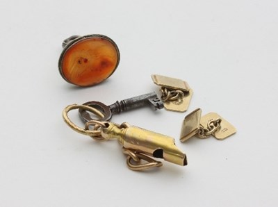Lot 433 - A pair of 9ct gold cufflinks, of rectangular...