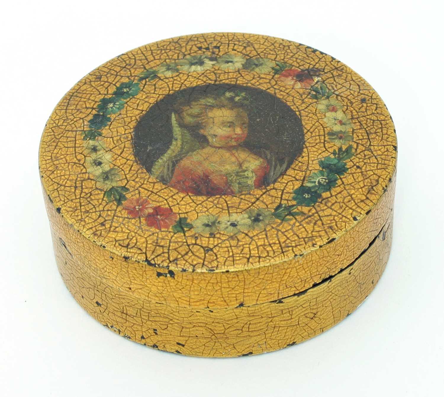 Lot 70 - A small Vernis Martin circular box, painted...