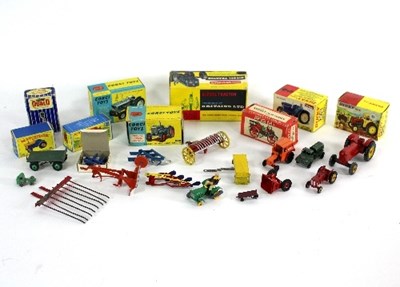 Lot 436 - A collection of boxed and unboxed agricultural...