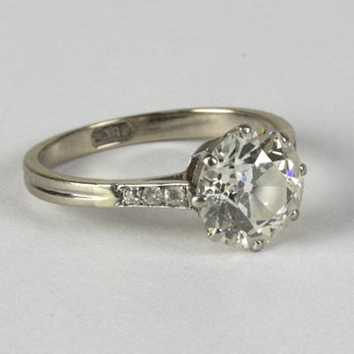 Lot 1140 - A diamond solitaire ring, the brilliant cut...