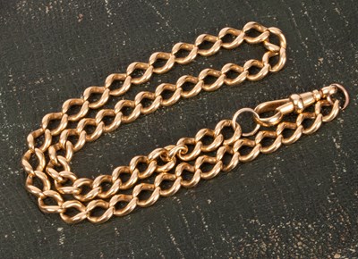 Lot 51 - An 18ct yellow gold curb link watch chain