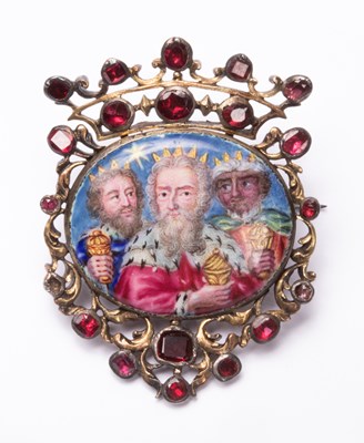 Lot 99 - A 19th Century Continental enamelled brooch