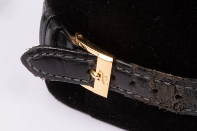 Lot 111 - A lady's 18k gold cased Piaget wristwatch