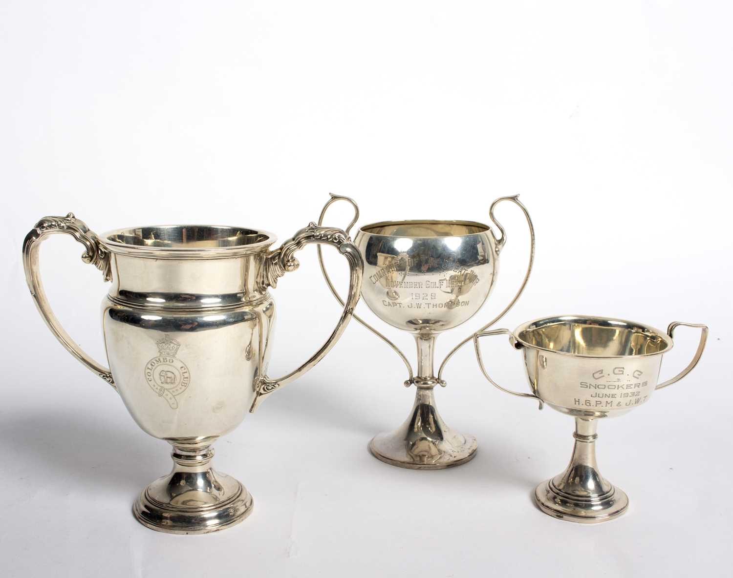 Lot 51 - A two-handled silver prize cup, John Deakin &...