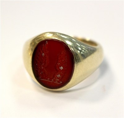 Lot 140A - A 9ct gold signet ring set with a carved...