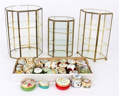 Lot 262 - A collection of 30 Halcyon Days enamel boxes,...
