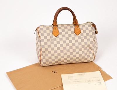 Lot 230 - A Louis Vuitton Paris 'Speedy' handbag