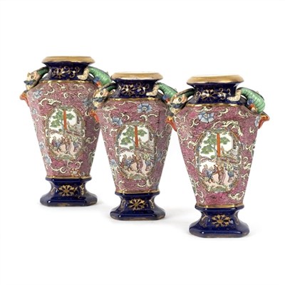 Lot 281 - A garniture of three Masons Ironstone vases in...