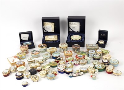 Lot 414 - A collection of Halcyon Days boxes