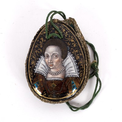 Lot 14 - A Limoges enamel draw purse, probably by...