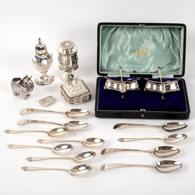 Lot 23 - A George IV miniature silver vinaigrette,...