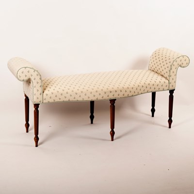 Lot 471 - An upholstered window seat with serpentine...