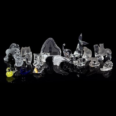 Lot 41 - A group of Swedish crystal animals, Reijmyre,...