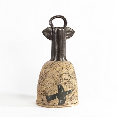 Lot 108 - John Maltby (born 1936), a large stoneware...