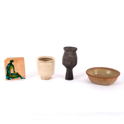 Lot 190 - A group of studio ceramics comprising a white...