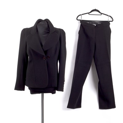 Lot 650 - A Sonia Rykiel black wool crepe trouser suit,...