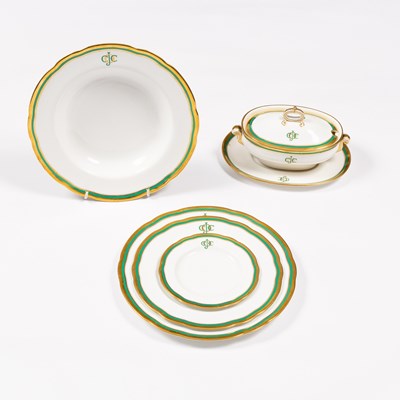 Lot 39 - A Spode Copeland's dinner service for T Goode...