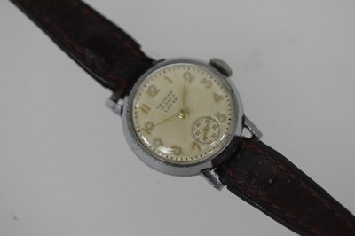 Lot 45 - A lady's Omega 9ct gold cased wristwatch,...