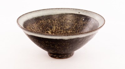 Lot 192 - Emmanuel Cooper (1938-2018), a stoneware bowl,...