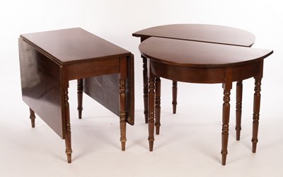 Lot 418 - A mahogany dining table with two D ends and...
