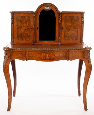 Lot 516 - An Edwardian figured walnut and marquetry gilt...