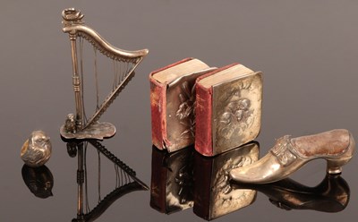 Lot 23 - A silver pin cushion of shoe form, Birmingham...