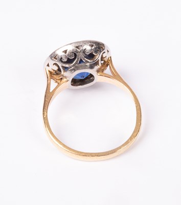 Lot 109 - An 18ct yellow gold Art Deco style sapphire and diamond circular cluster ring