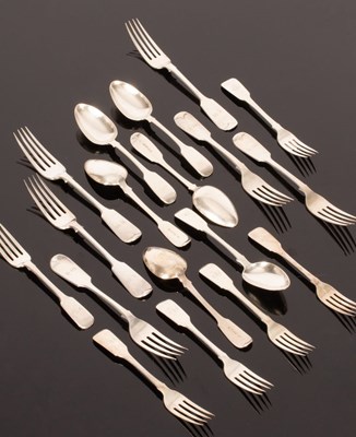 Lot 104 - A Victorian composite fiddle pattern silver...