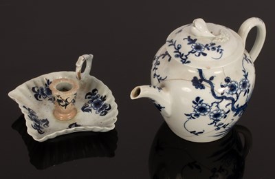 Lot 246 - A Worcester prunus root pattern teapot and...