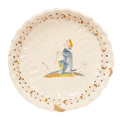Lot 53 - An Italian Maiolica crespina, Faenza, circa...
