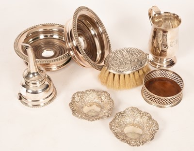 Lot 73 - A George III silver mug, Peter & Ann Bateman,...
