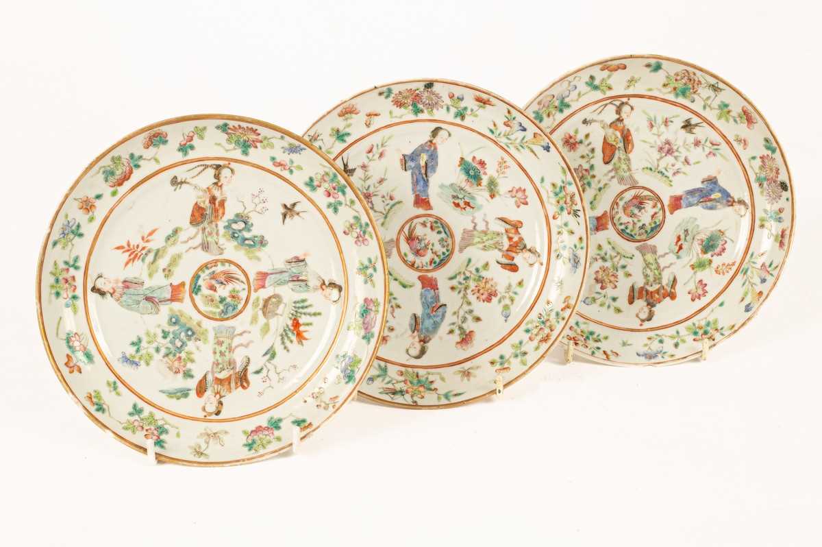 Lot 66 - Three Chinese plates, 19th Century, decorated...