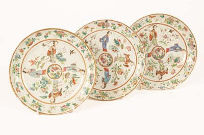 Lot 66 - Three Chinese plates, 19th Century, decorated...
