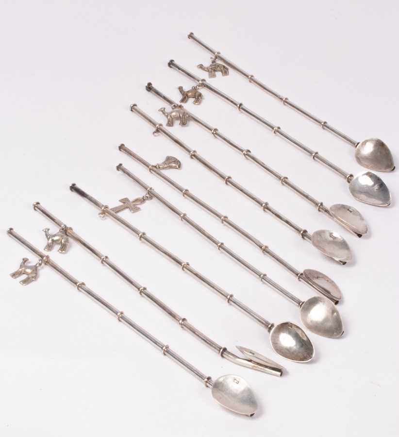 Lot 7 - Nine sterling silver iced tea spoons/straws,...