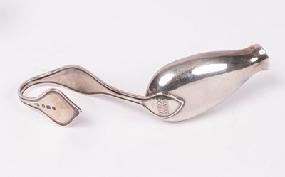 Lot 25 - An Edwardian silver medicine spoon, Levi &...