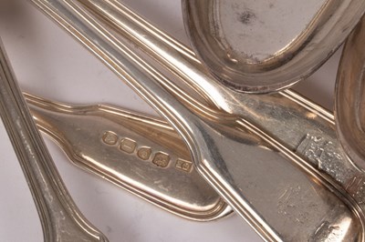 Lot 48 - A matched fiddle and thread pattern silver...