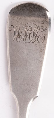 Lot 74 - A Scottish silver oar pattern toddy ladle,...
