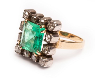 Lot 23 - A 19th Century emerald and diamond square...
