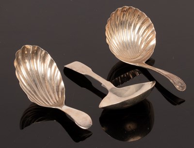 Lot 40 - A George III silver caddy spoon, IG, London...