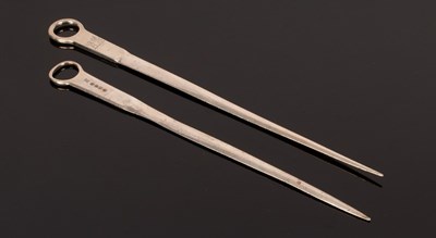 Lot 74 - A George III ring-top silver meat skewer,...