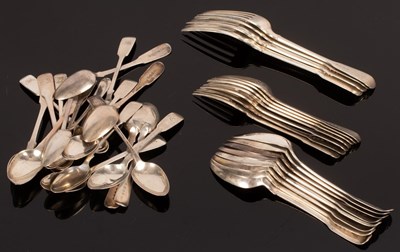 Lot 84 - A quantity of fiddle pattern silver flatware,...