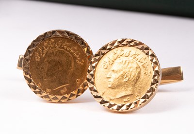 Lot 103 - A pair of  Pahlavi gold coins cufflinks