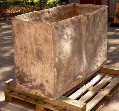 Lot 1100 - A William and Mary rectangular lead cistern,...