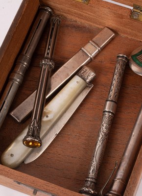 Lot 11 - Two silver propelling pencils