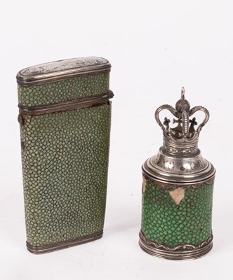 Lot 66 - A shagreen trinket box