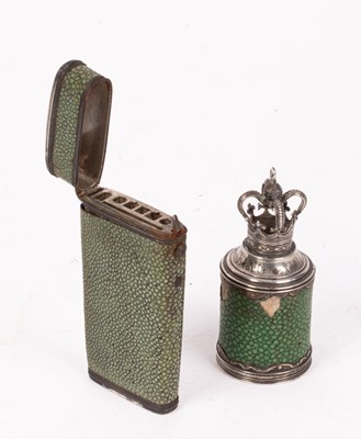 Lot 66 - A shagreen trinket box