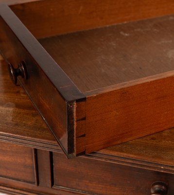 Lot 424 - A George IV mahogany washstand by Gillows of Lancaster