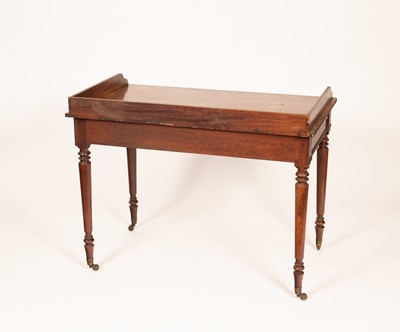 Lot 424 - A George IV mahogany washstand by Gillows of Lancaster